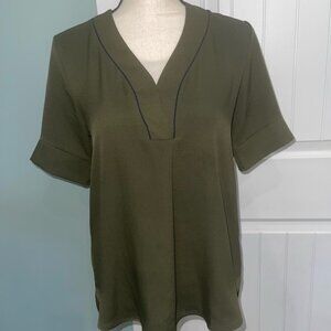 Ann Taylor Olive Green V Neck High Low blouse size XS